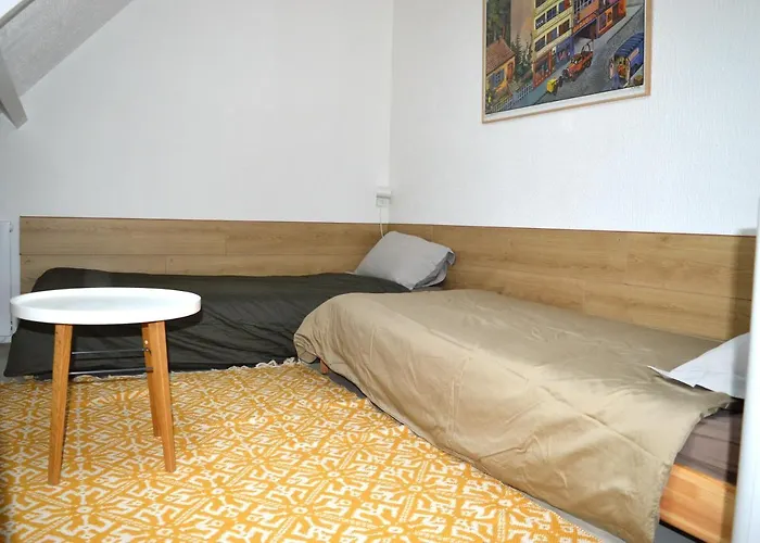 Triplex Avec Jardinet - Wifi - A 400m De La Nyaraló Courseulles-sur-Mer