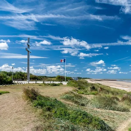 Triplex Avec Jardinet - Wifi - A 400m De La Tatil Evi Courseulles-sur-Mer