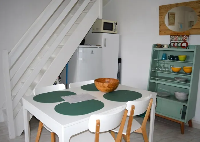 Triplex Avec Jardinet - Wifi - A 400m De La Courseulles-sur-Mer