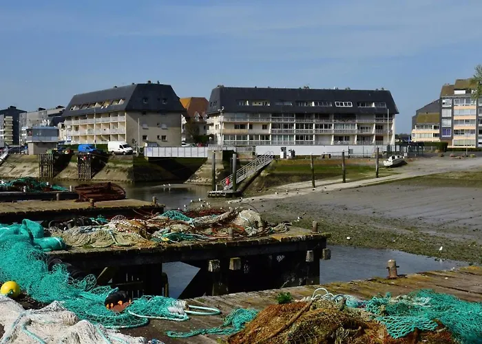 Triplex Avec Jardinet - Wifi - A 400m De La *